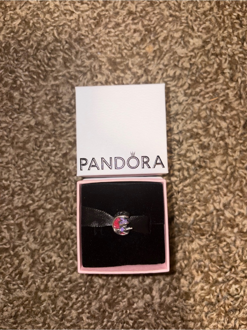 Pandora Disney Minnie Mouse Witch Glow-in-the-Dark Charm